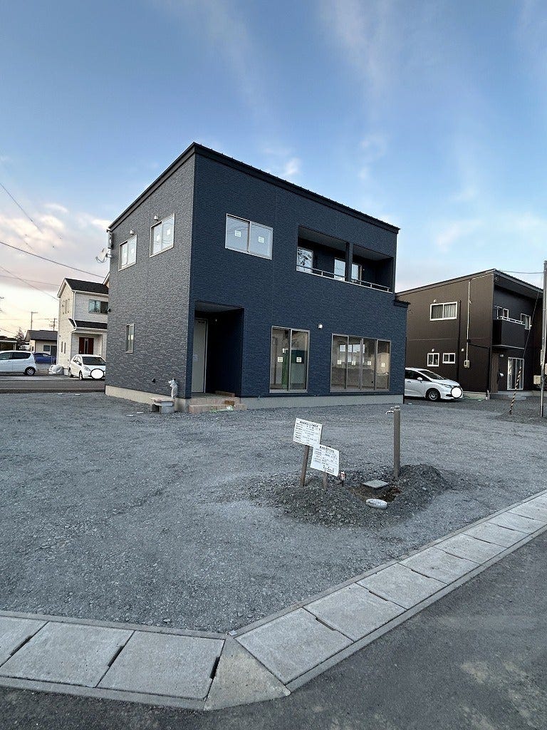 建築中の構造現場見学、完成した建物の現場見学、ご入居後のお宅訪問などで、建物やお施主様の住み心地をご確認いただけます。