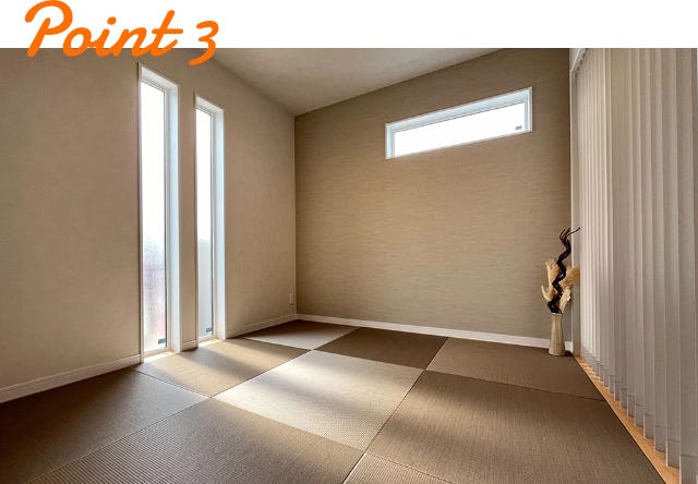 全体的な色味はくすみ系のグレージュを基調に、落ち着いた上品な空間に仕上げました。リビングと隣接した半個室の和室も違和感なく落ち着ける空間です。