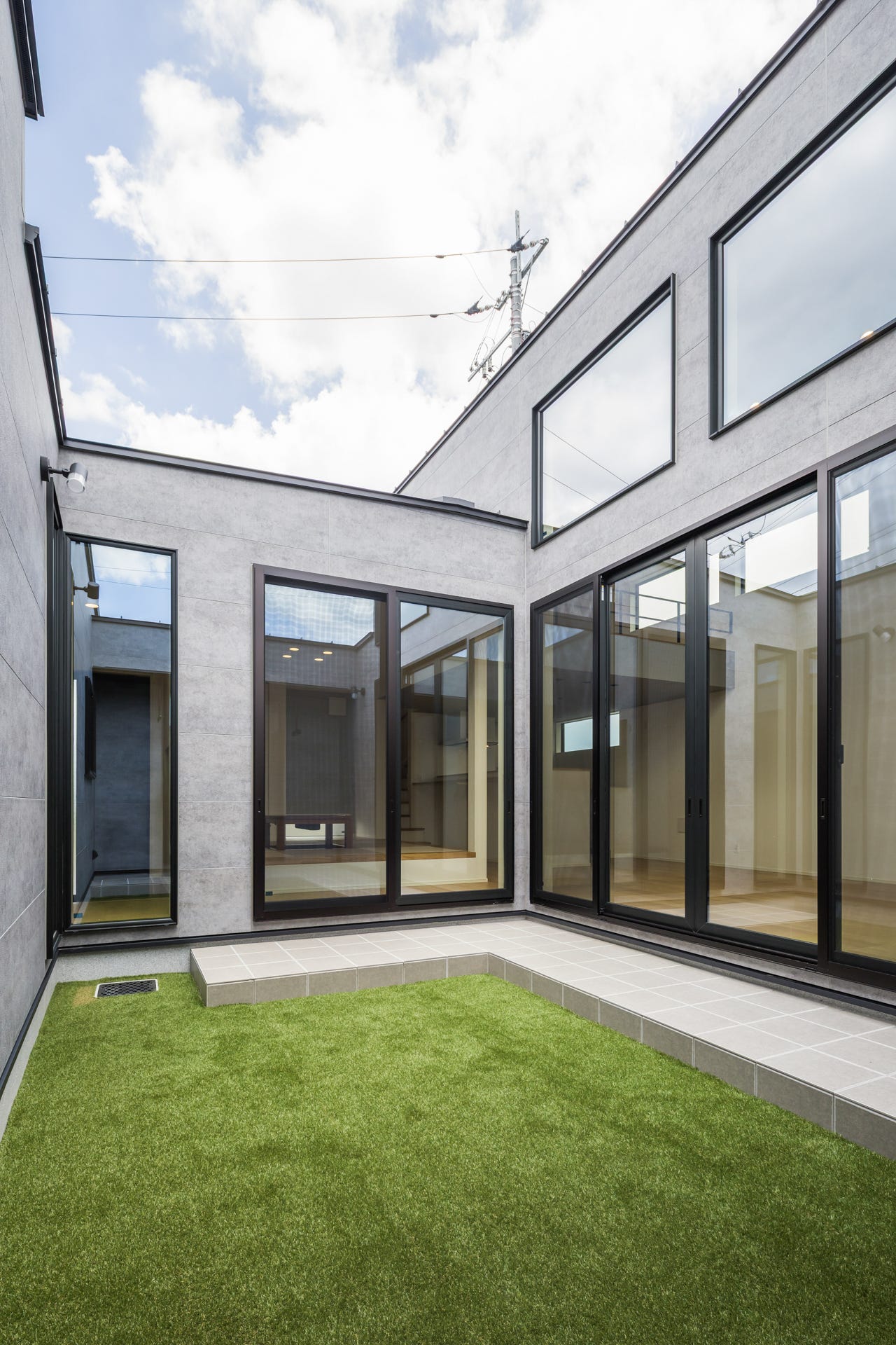 Point.02　光の抜ける庭